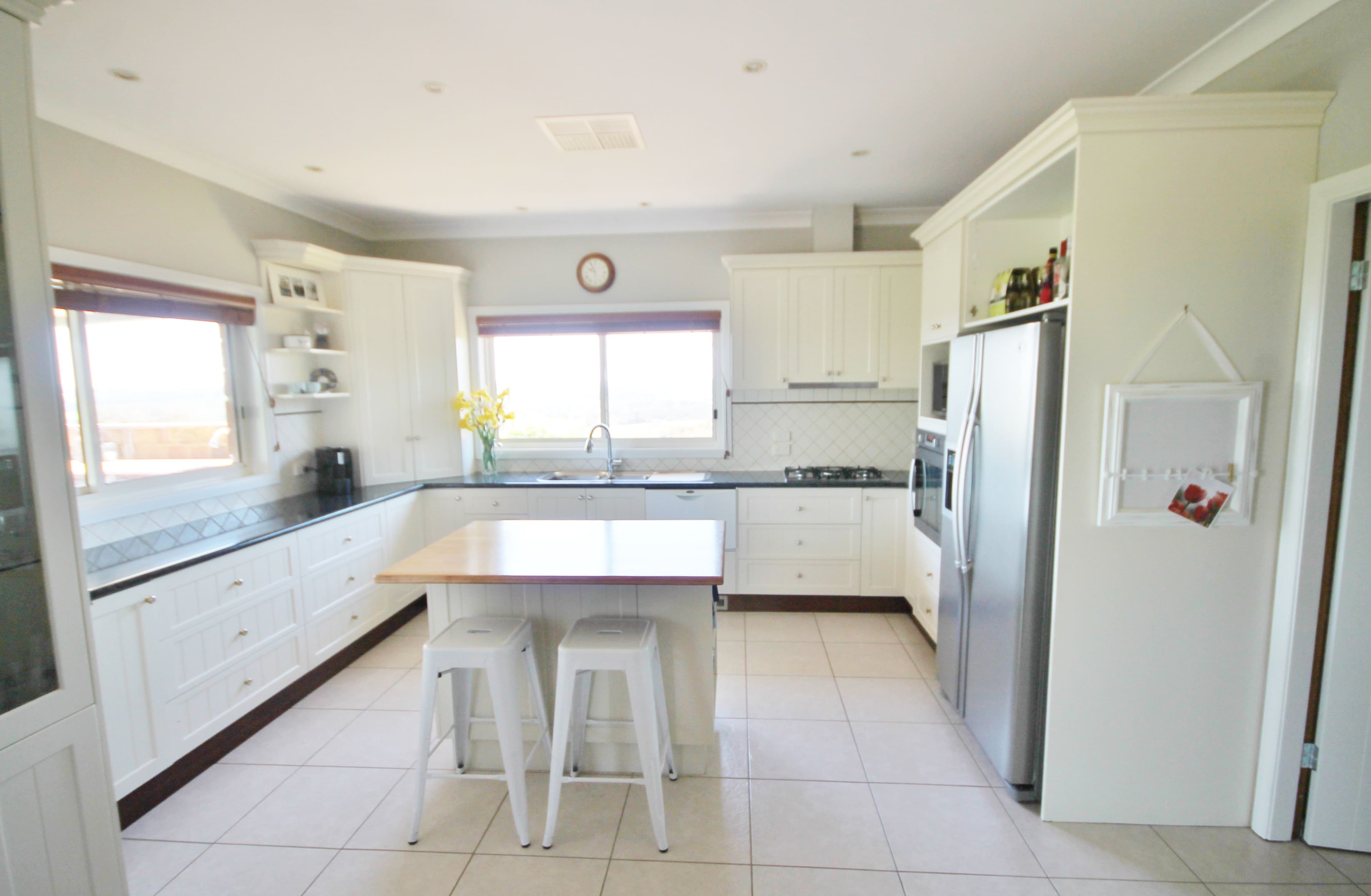 132 Belmore Road, Young NSW 2594, Young - Thumbnail 6