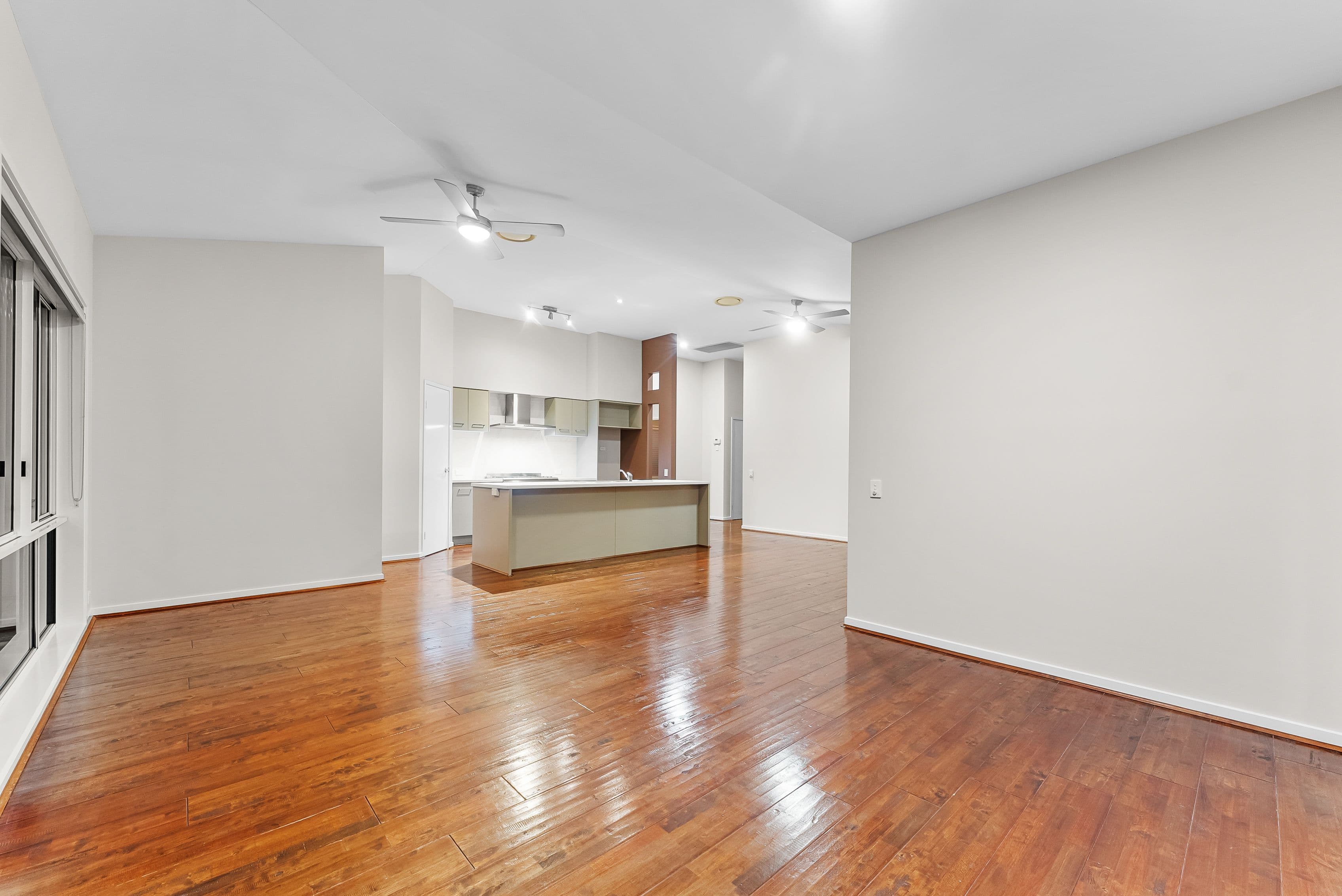 28 Whitecedar Circuit, North Lakes QLD 4509, North Lakes - Thumbnail 8