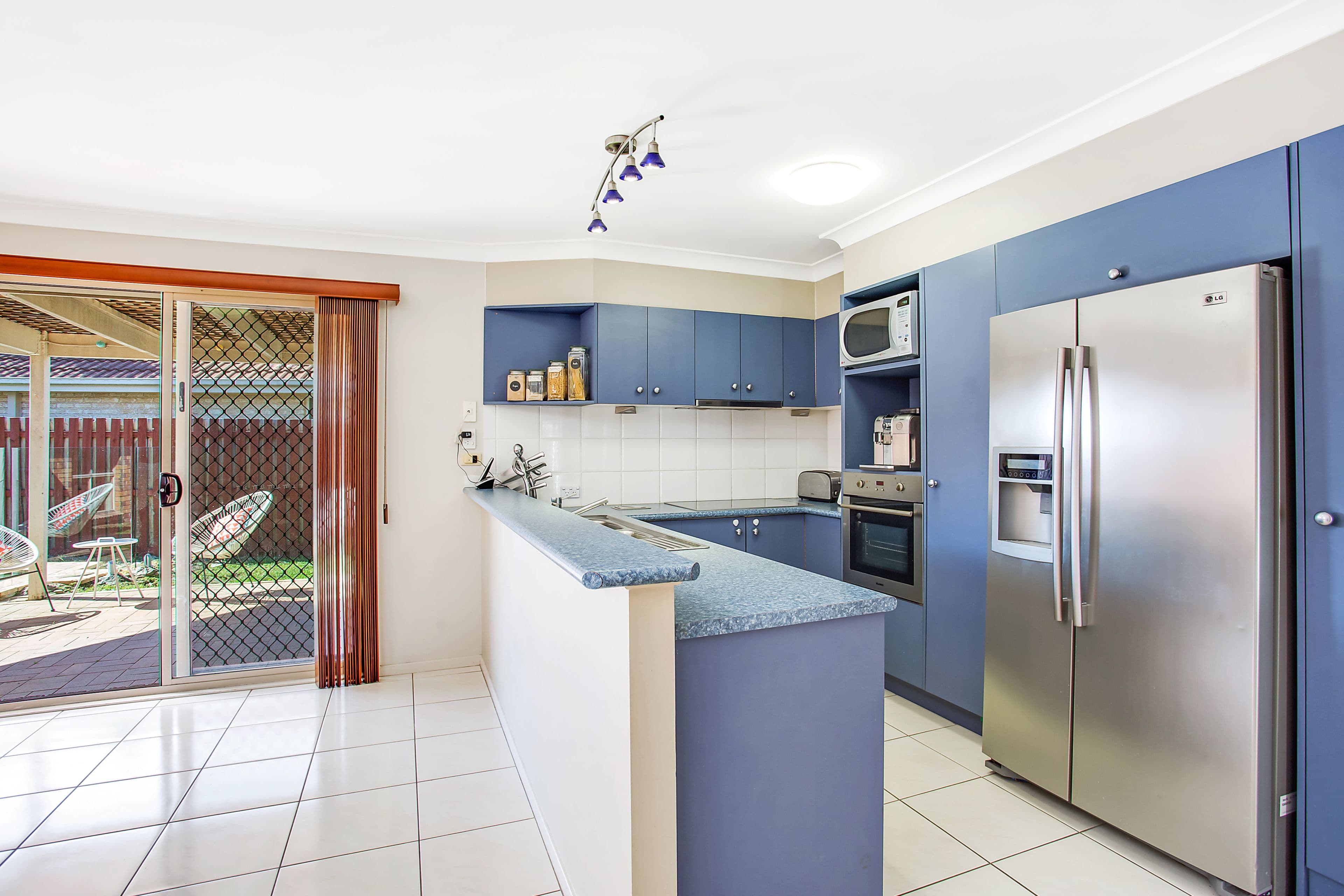 17 Oasis Crescent, Elanora QLD 4221, Elanora - Thumbnail 5