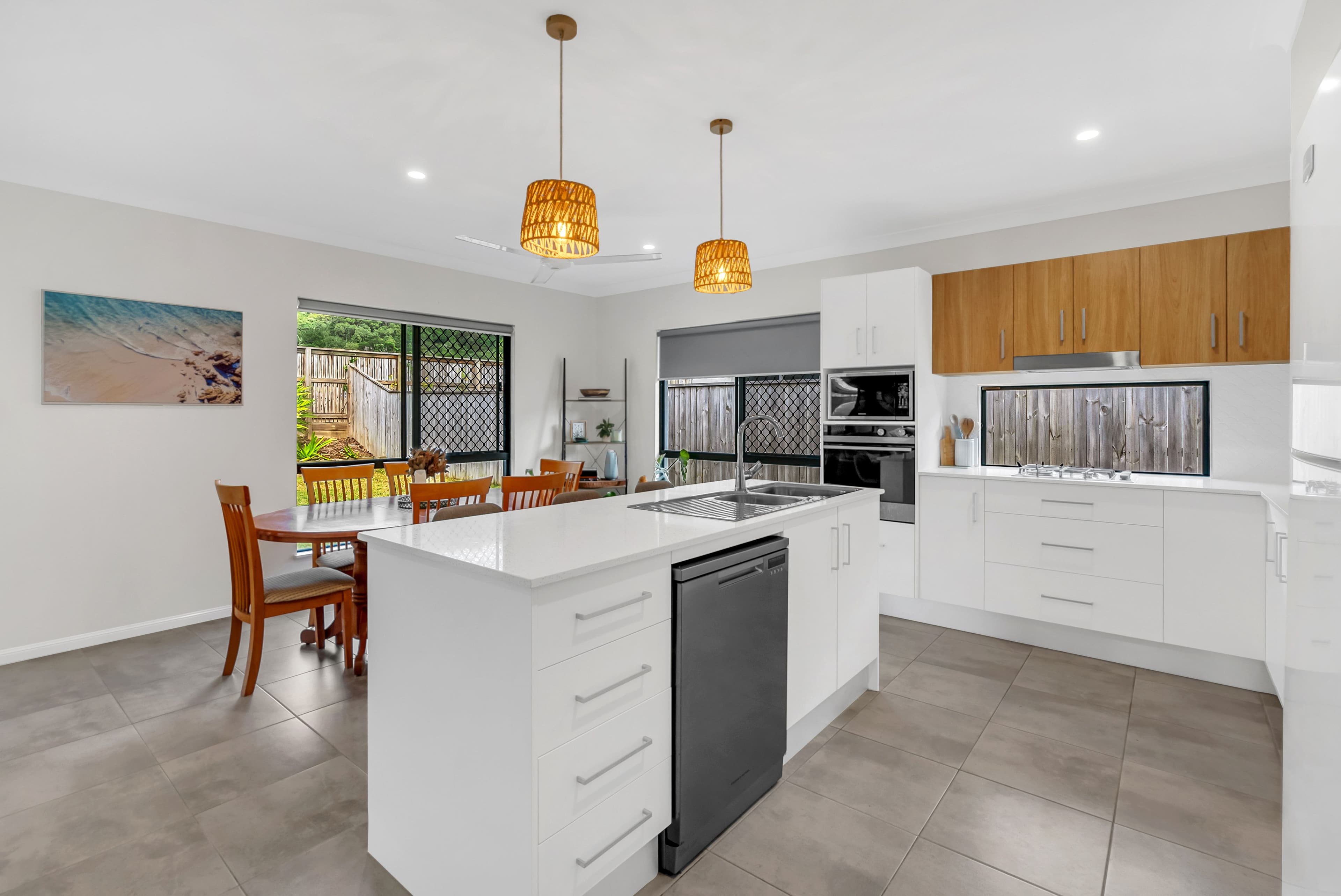 35 Headsail Drive, Trinity Beach QLD 4879, Trinity Beach - Thumbnail 3