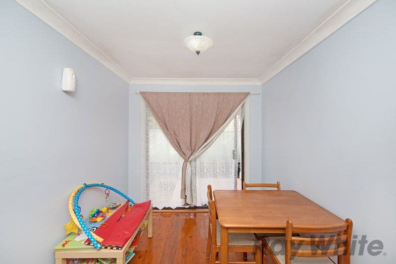 94 Catherine Street, MANNERING PARK NSW 2259, Mannering Park - Thumbnail 3