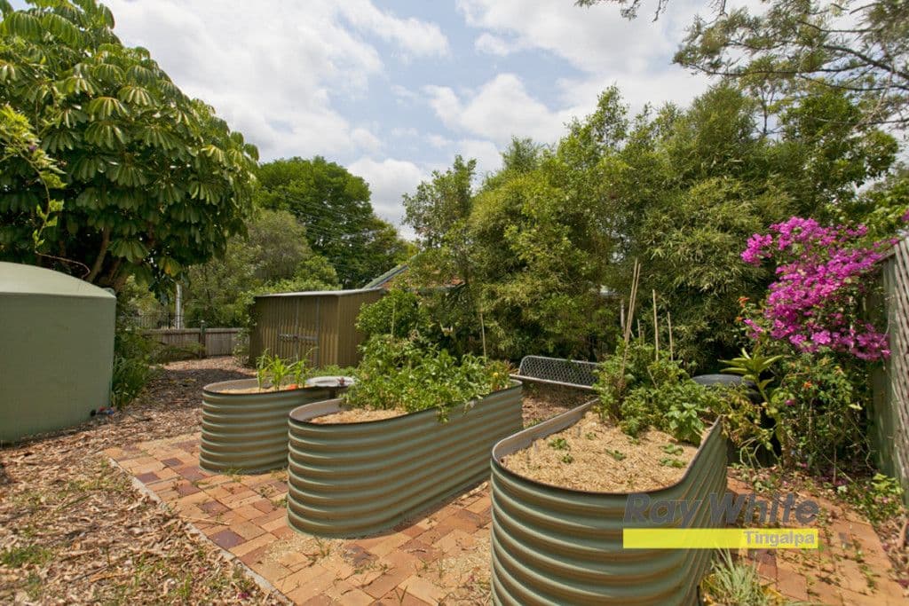 17 Anna Marie Street, ROCHEDALE SOUTH QLD 4123, Rochedale South - Thumbnail 4