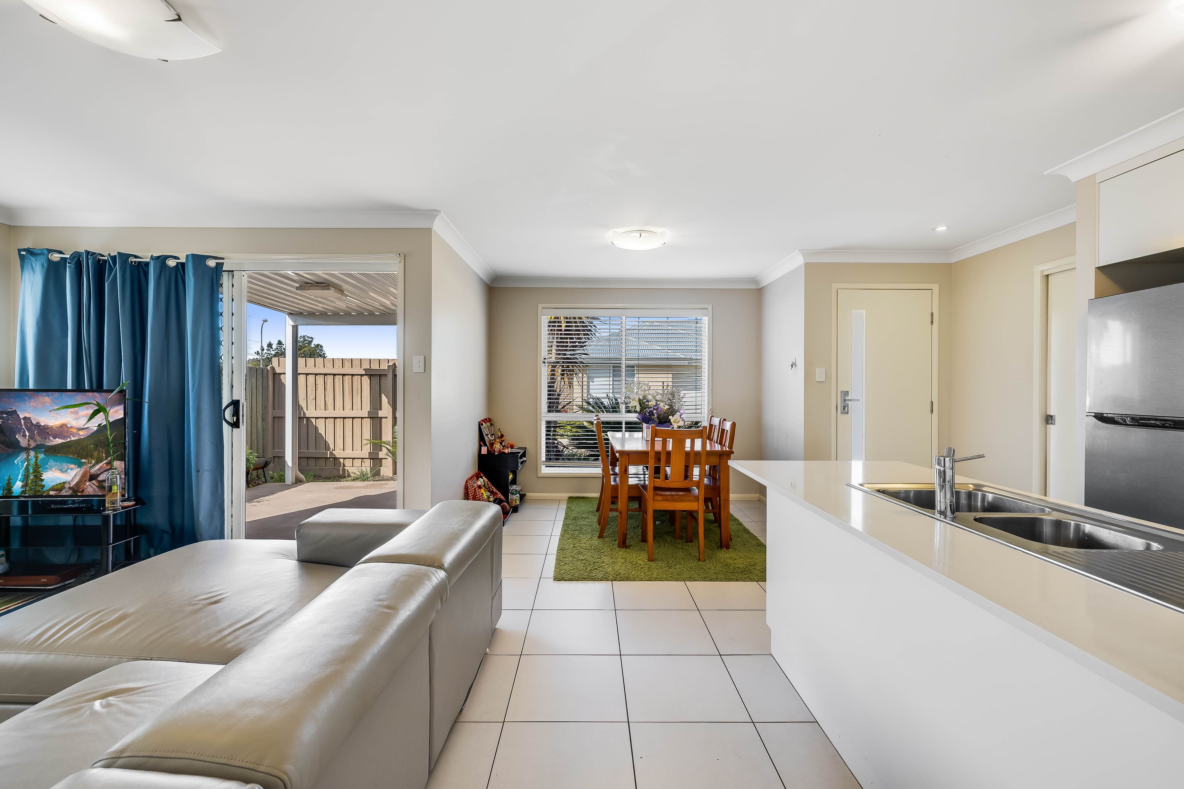 15 Brinley Place, Sinnamon Park QLD 4073, Sinnamon Park - Thumbnail 4