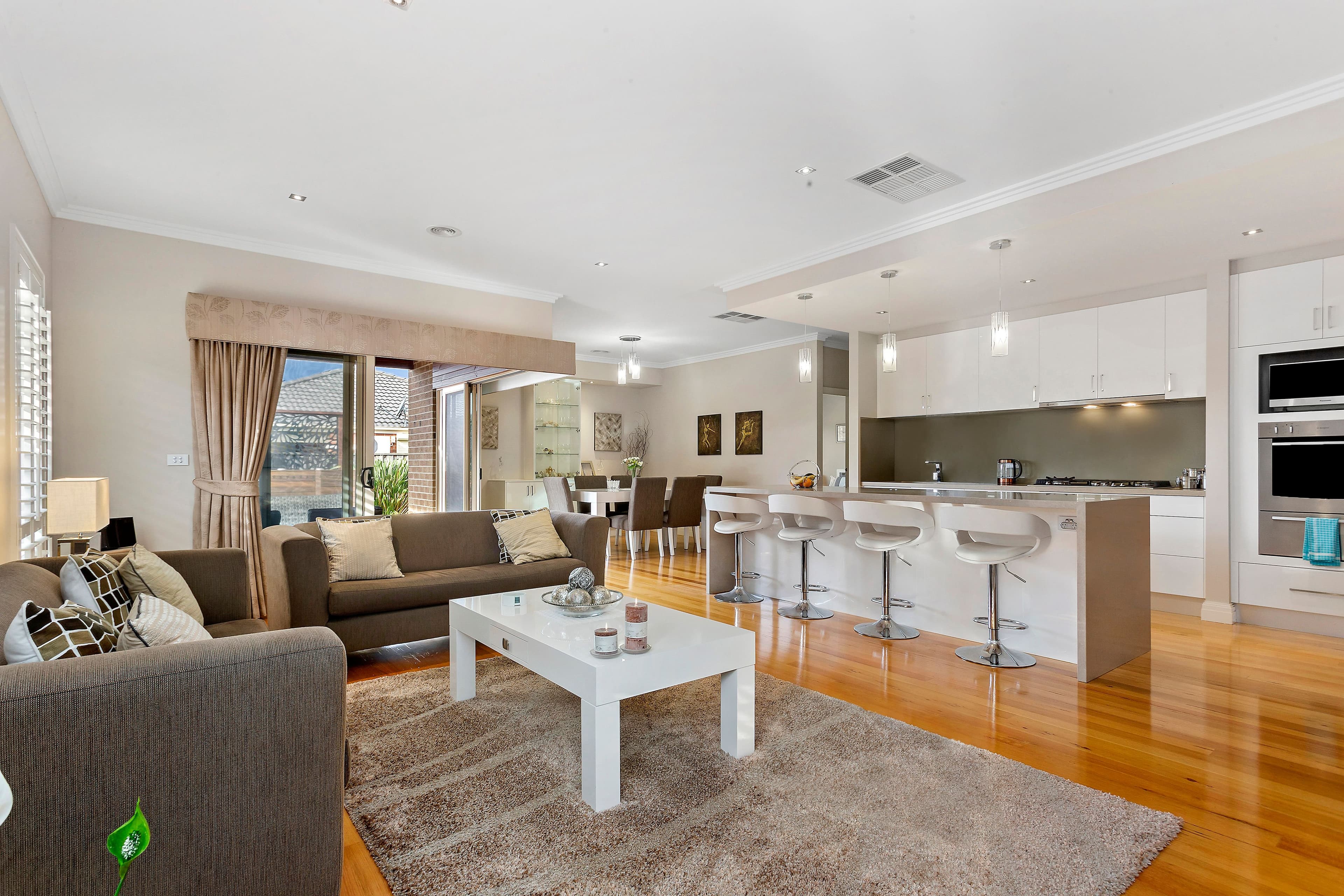 9 Gumleaf Avenue, Mernda VIC 3754, Mernda - Thumbnail 2