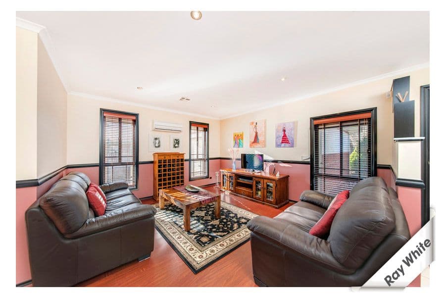 49 Sid Barnes Crescent, GORDON ACT 2906, Gordon - Thumbnail 2