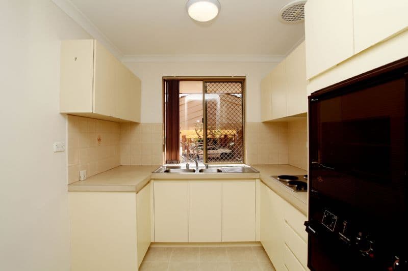 11 Petterson Avenue, SAMSON WA 6163, Samson - Thumbnail 2