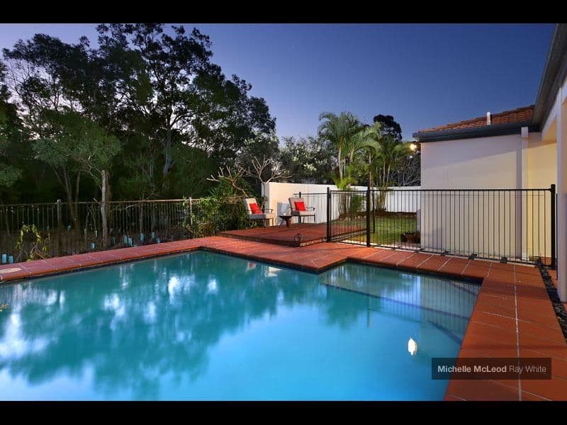 32 Greenford Street, CHAPEL HILL QLD 4069, Chapel Hill - Thumbnail 3