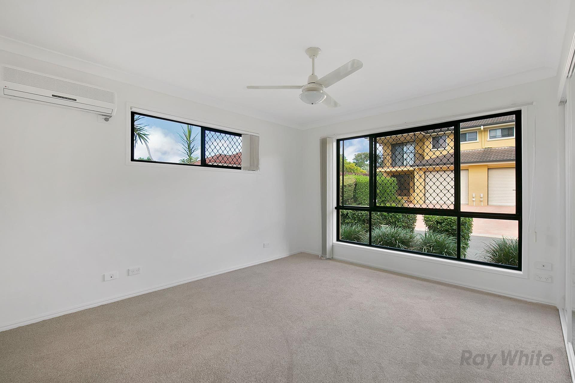 18 Pumice Street, Eight Mile Plains QLD 4113, Eight Mile Plains - Thumbnail 4