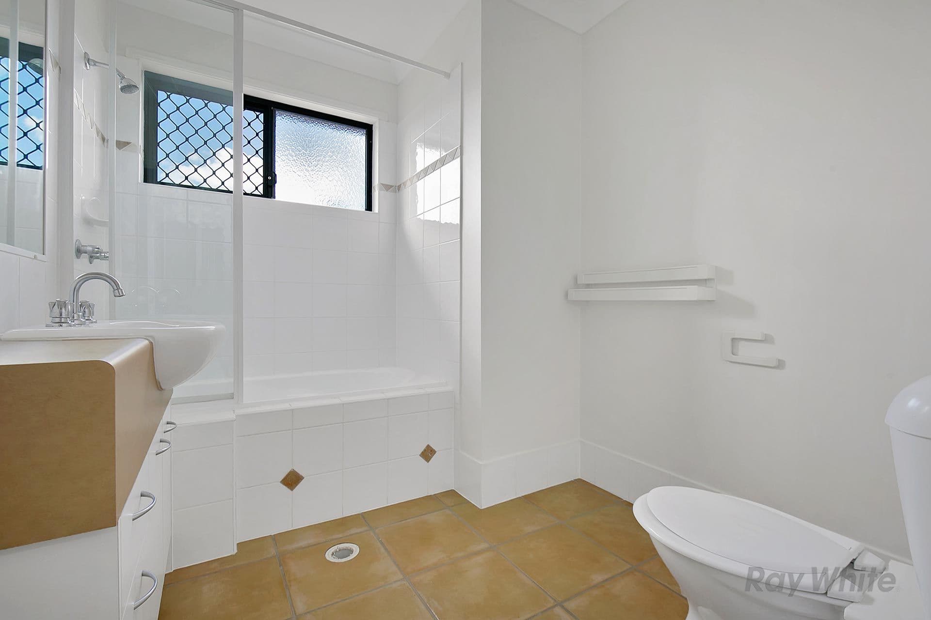 18 Pumice Street, Eight Mile Plains QLD 4113, Eight Mile Plains - Thumbnail 6