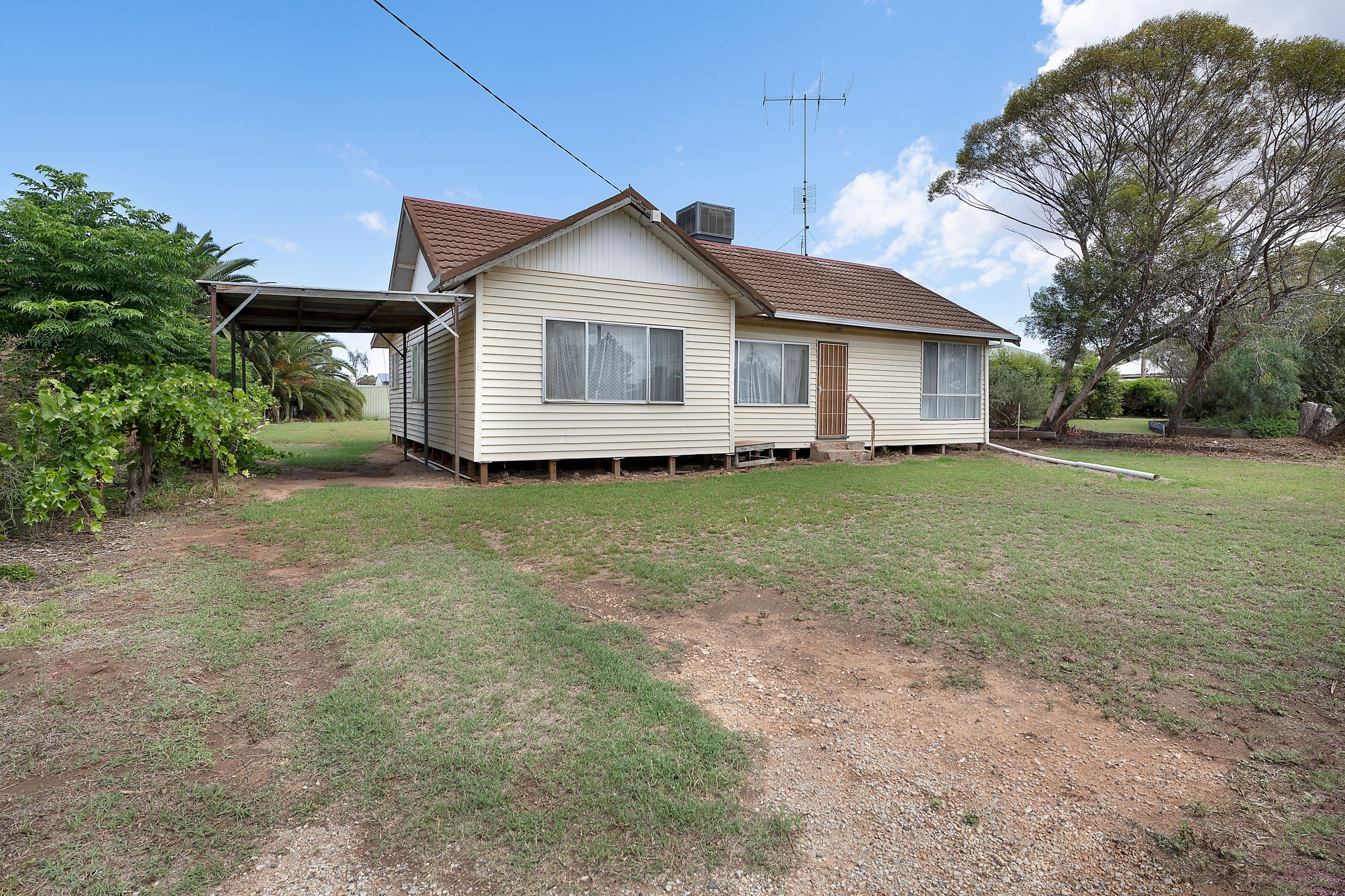 27 Pioneer Street, Manangatang VIC 3546, Manangatang - Thumbnail 2