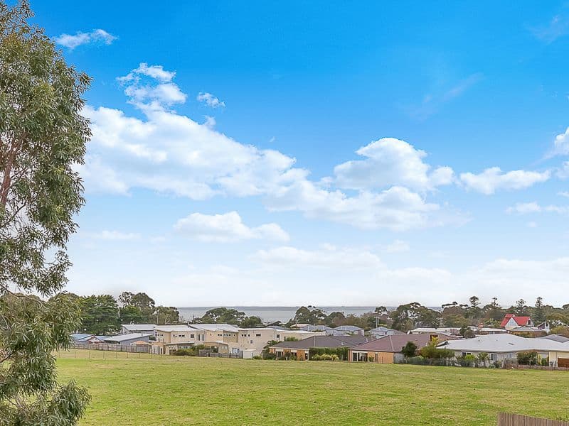 16 Anthony Court, Cowes VIC 3922, Cowes - Thumbnail 3