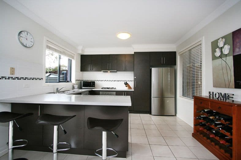 27 Woiwurung Crescent, COBURG VIC 3058, Coburg - Thumbnail 2