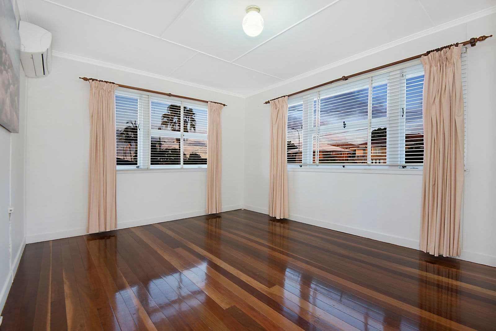 373 Newnham Road, Upper Mount Gravatt QLD 4122, Upper Mount Gravatt - Thumbnail 4