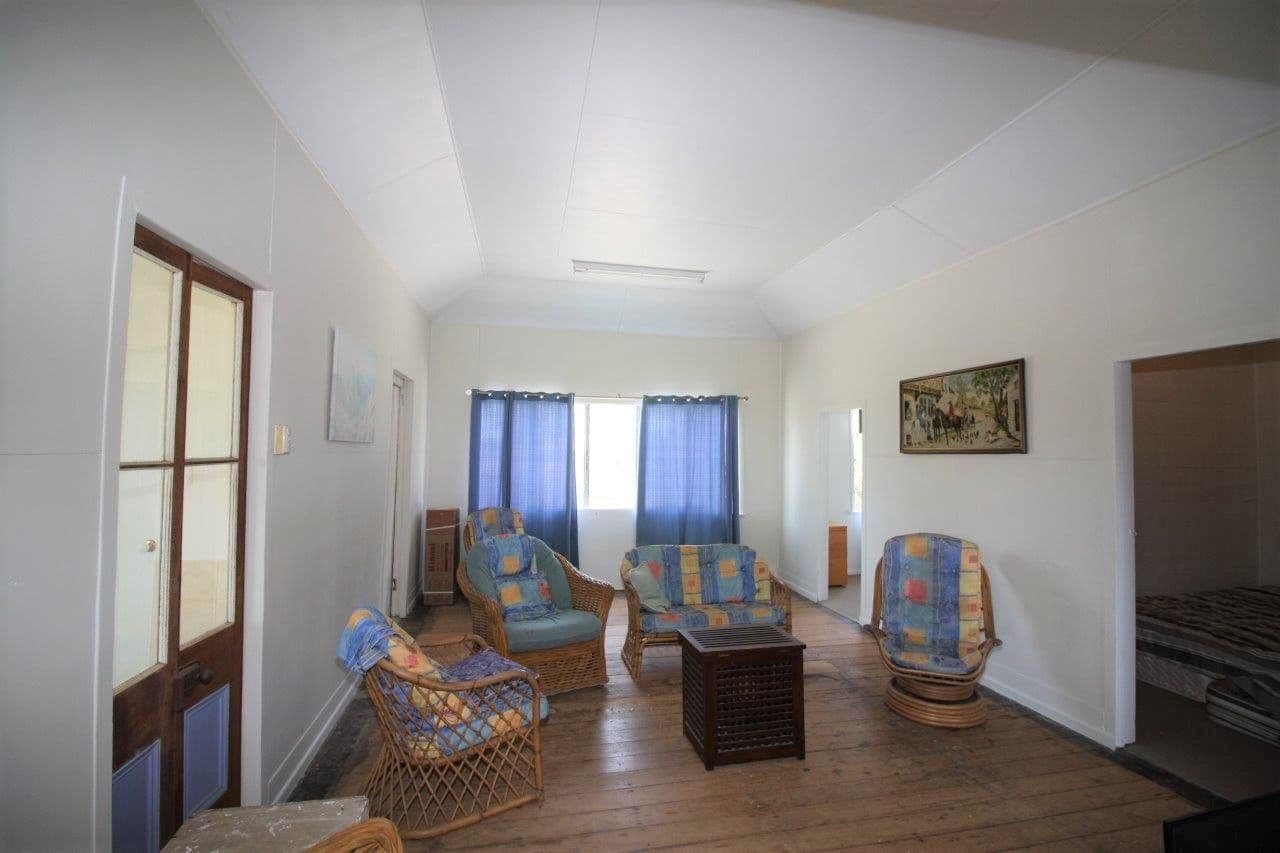 36 Rowe Street, Mosman Park QLD 4820, Mosman Park - Thumbnail 3