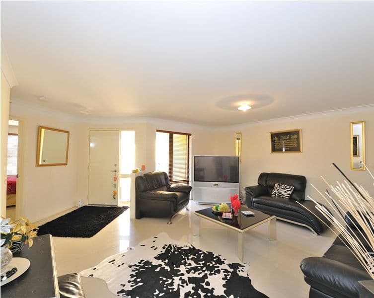 96 Bennett Springs Drive, BEECHBORO WA 6063, Beechboro - Thumbnail 2