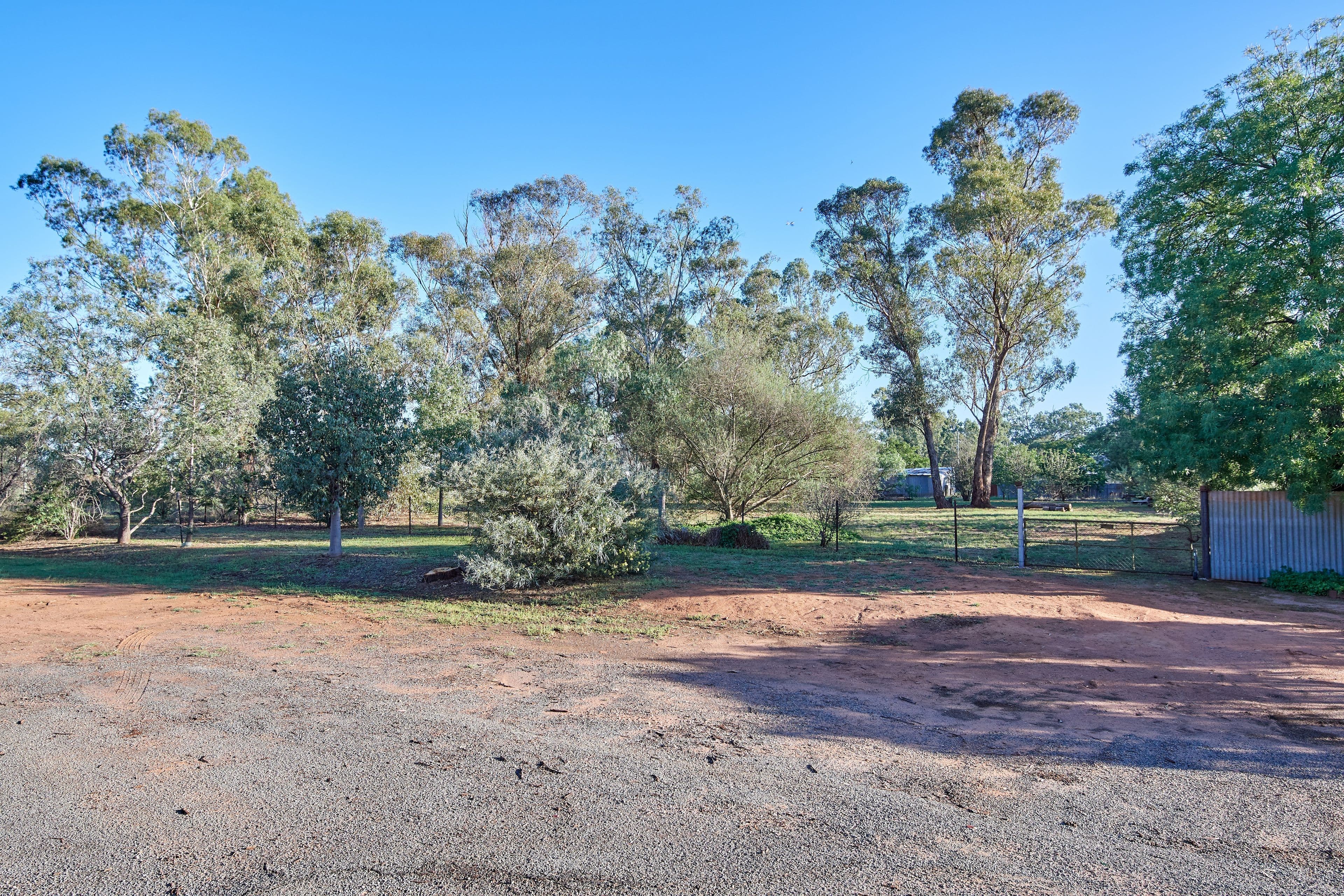 2-4 Moore Street, Ganmain NSW 2702, Ganmain - Thumbnail 4