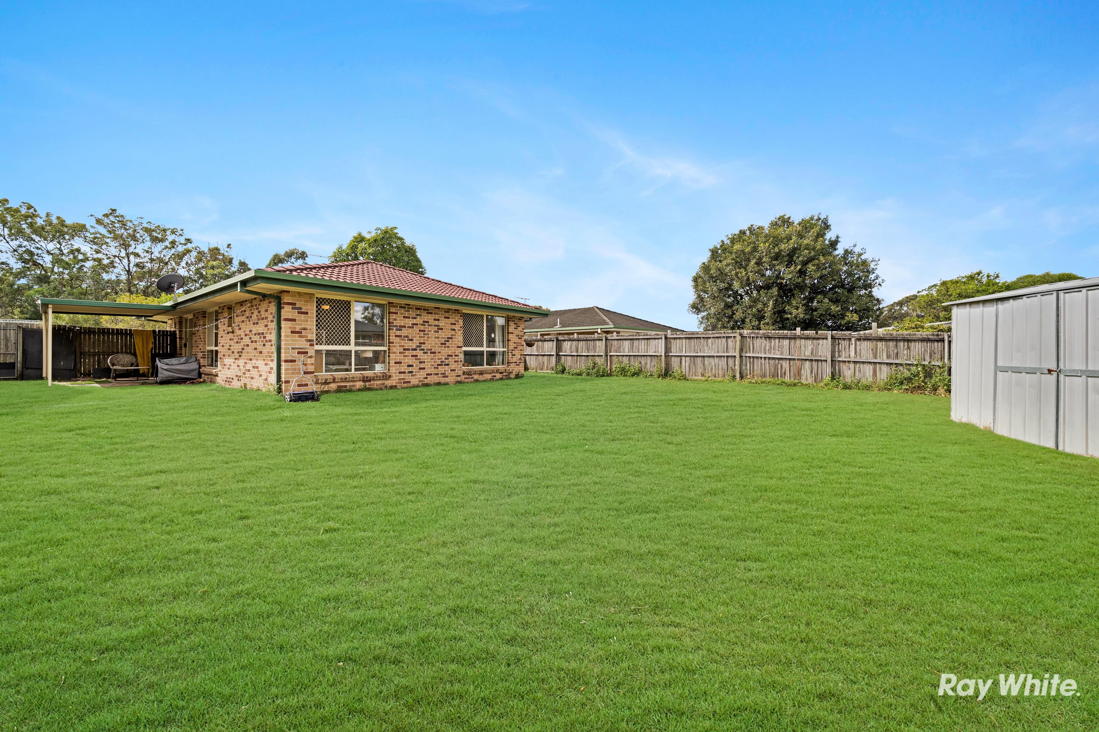 21 Dowling Crescent, Eagleby QLD 4207, Eagleby - Thumbnail 2