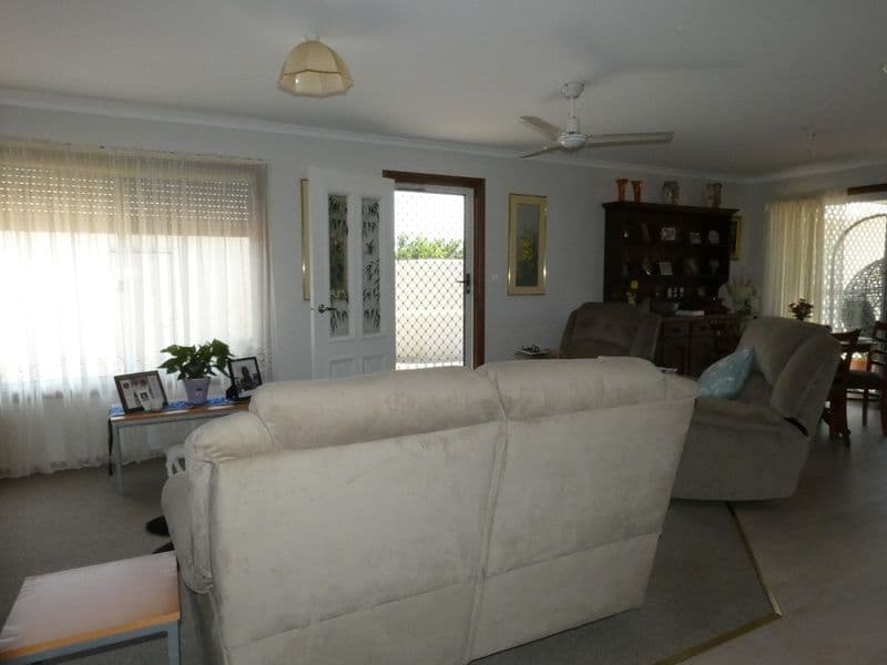 4 Perry Street, Edithburgh SA 5583, Edithburgh - Thumbnail 4