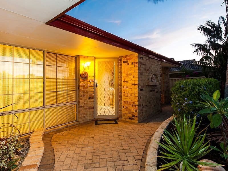 33 Cumberland Way, Waikiki WA 6169, Waikiki - Thumbnail 3