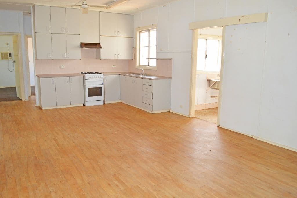 42 Roberts Street, SOUTH HEDLAND WA 6722, South Hedland - Thumbnail 3