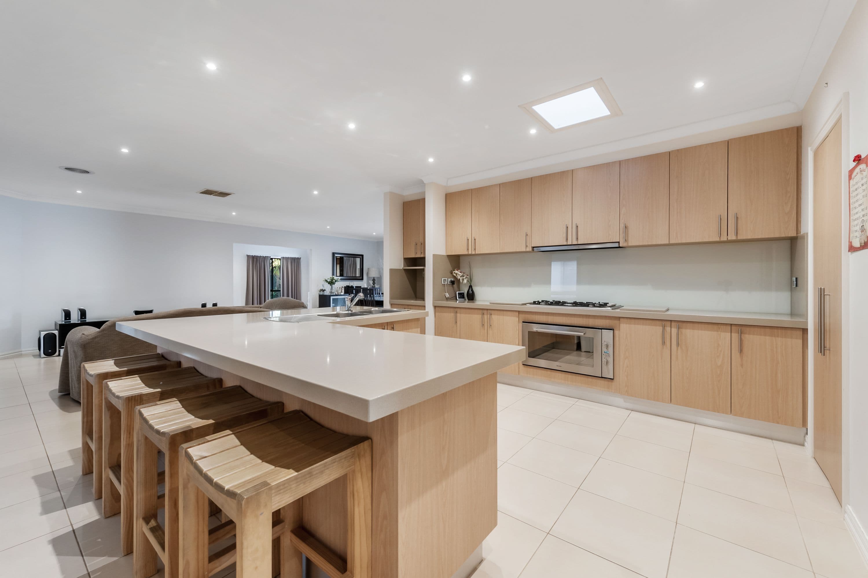 24 Buvelot Crescent, Caroline Springs VIC 3023, Caroline Springs - Thumbnail 5