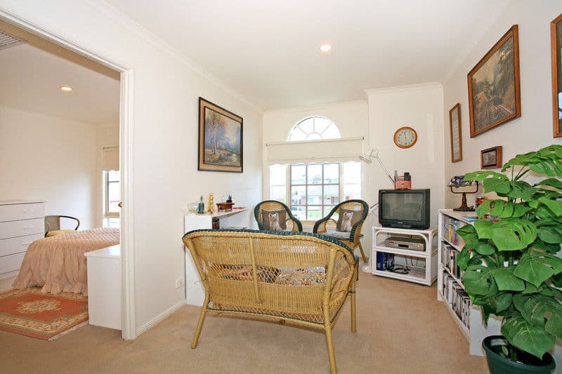 316 McCoombe Street, Mooroobool - Thumbnail 8