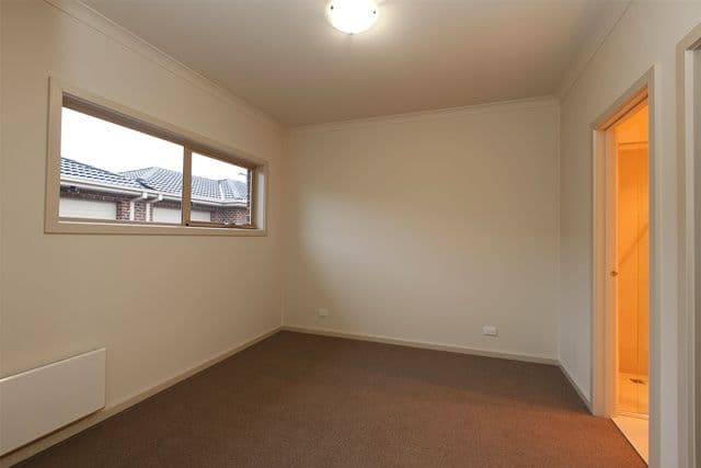 73 Darebin Boulevard, RESERVOIR VIC 3073, Reservoir - Thumbnail 8
