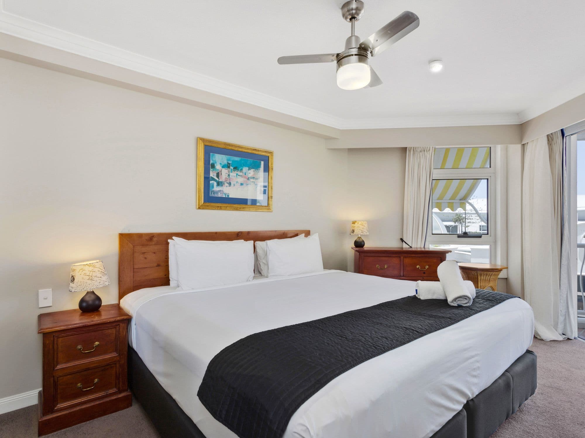 24-26 Queensland Avenue, Broadbeach QLD 4218, Broadbeach - Thumbnail 3