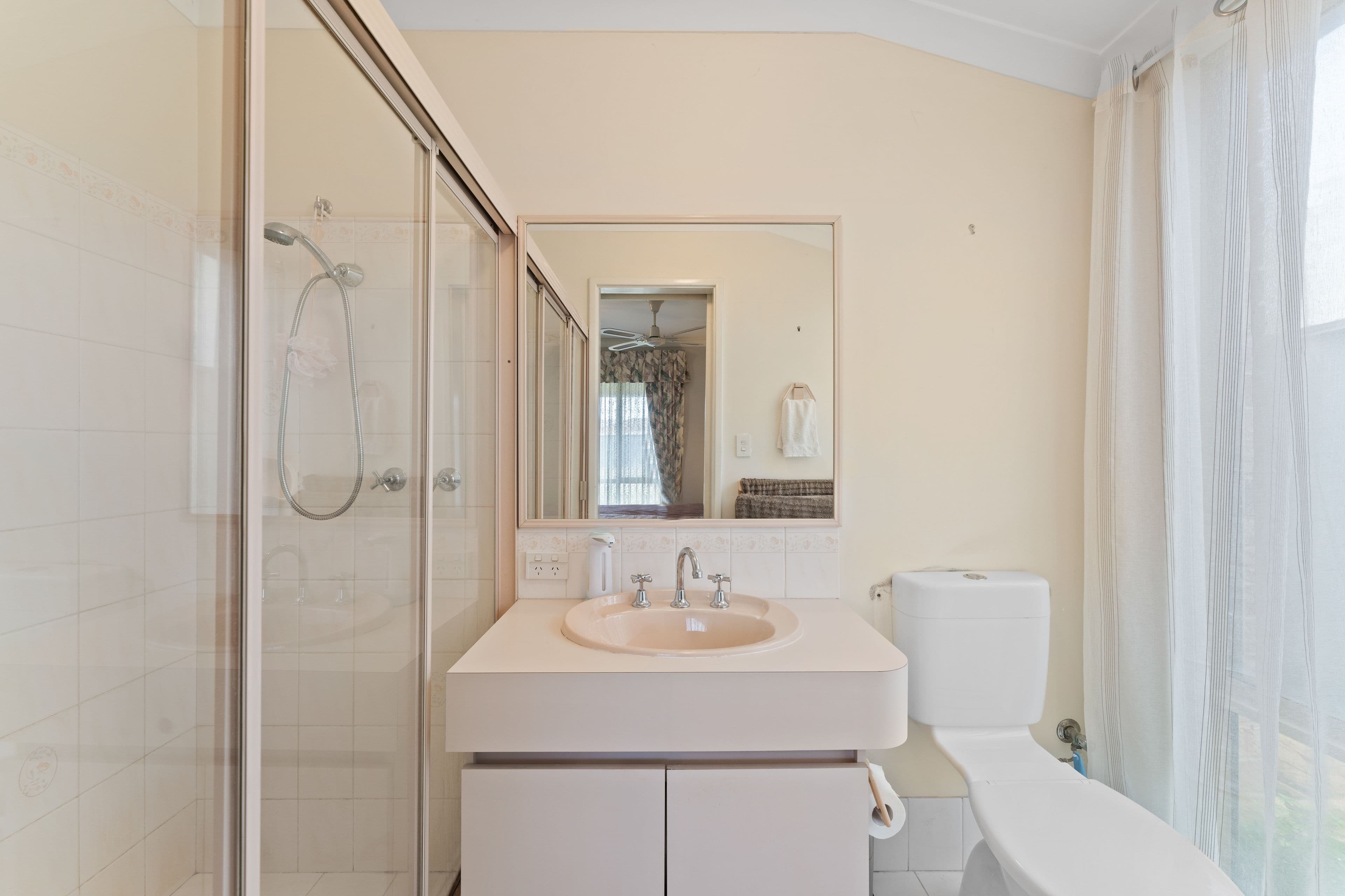 20 Fairview Drive, Waikiki WA 6169, Waikiki - Thumbnail 8