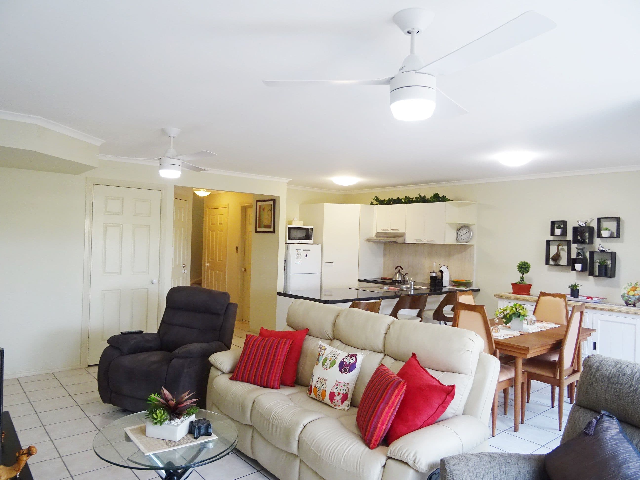 447 Pine Ridge Road, Runaway Bay QLD 4216, Runaway Bay - Thumbnail 3