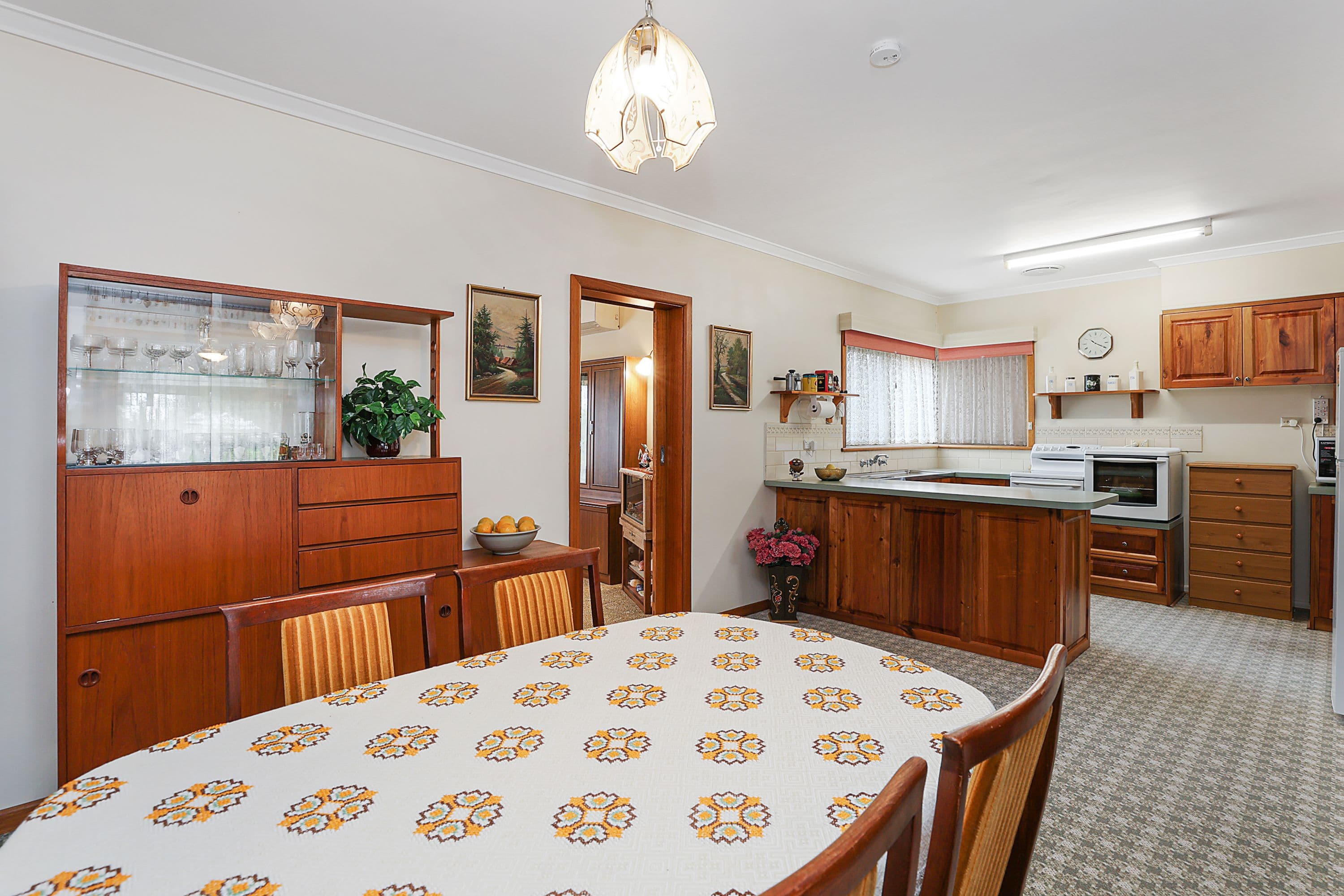 36 Walker Street, Cobden VIC 3266, Cobden - Thumbnail 4