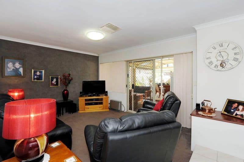 20 Seabreeze Street, SAFETY BAY WA 6169, Safety Bay - Thumbnail 5