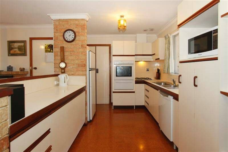 12 Coreen Way, KALAMUNDA WA 6076, Kalamunda - Thumbnail 4