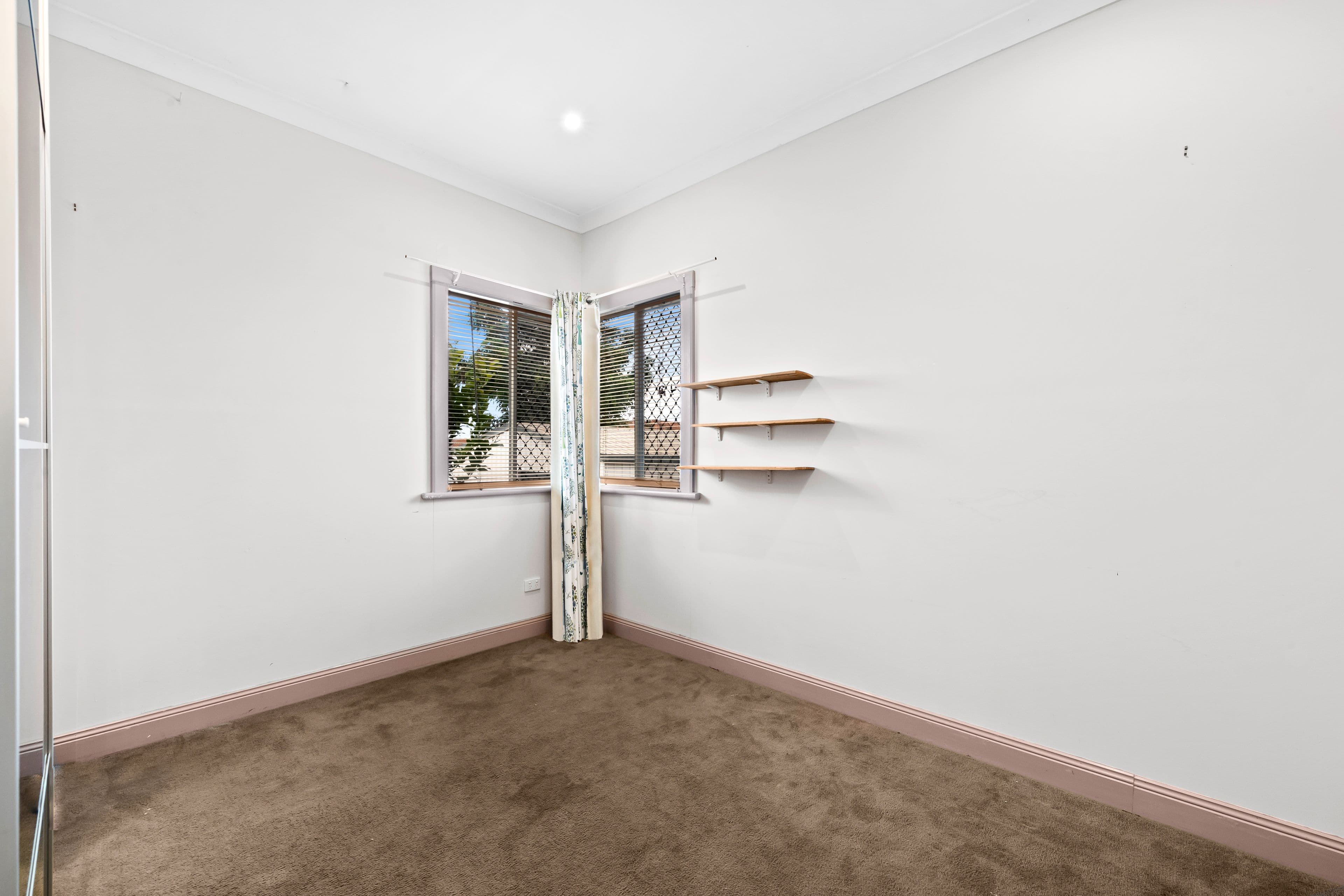 68 Gordon Avenue, Newtown QLD 4350, Newtown - Thumbnail 6