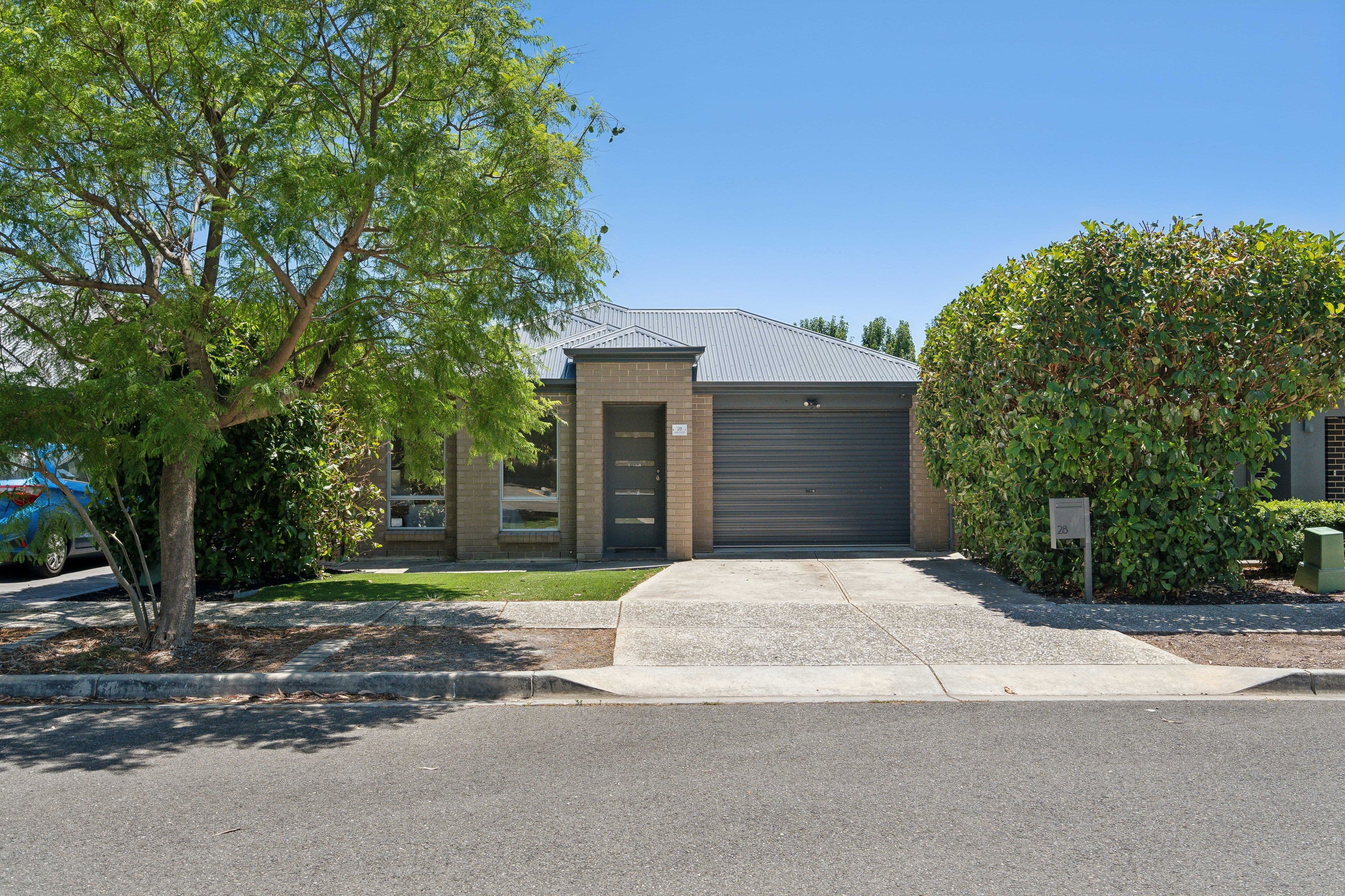 28 Orbit Court, Woodcroft SA 5162, Woodcroft - Thumbnail 2