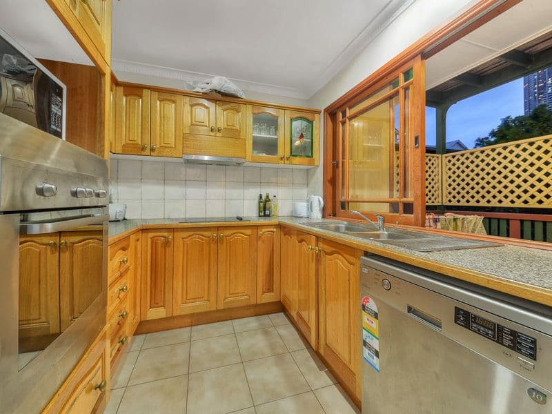 21 Phillips Street, Spring Hill QLD 4000, Spring Hill - Thumbnail 5