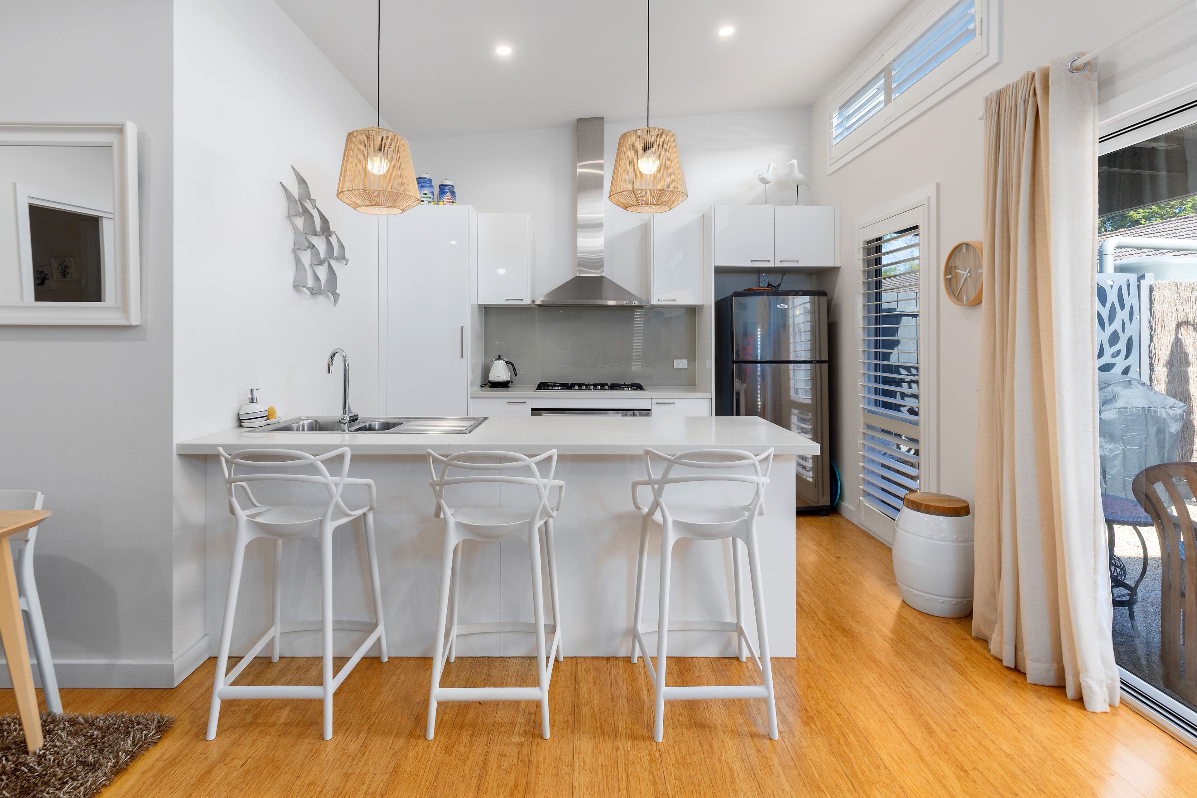 70 Whitehead Grove, Rosebud VIC 3939, Rosebud - Thumbnail 2
