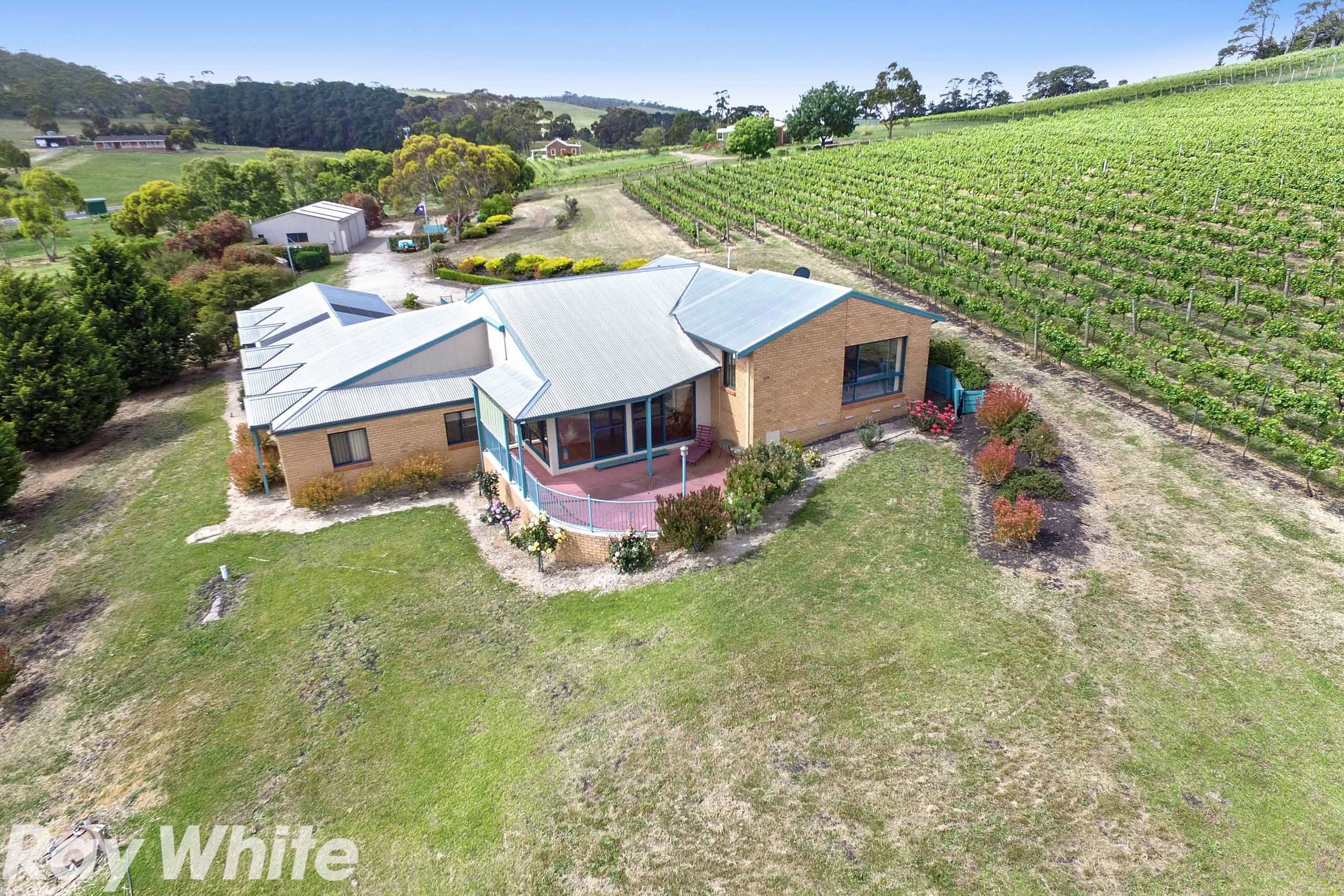 2440 Ballan Road, ANAKIE VIC 3213, Anakie - Thumbnail 2