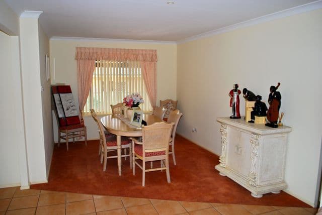 8 Tulip Oak Drive, ULLADULLA NSW 2539, Ulladulla - Thumbnail 4