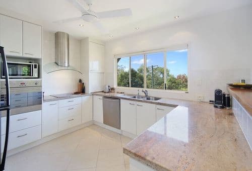 2 Ghara Court, Coolum Beach, Coolum Beach - Image 1
