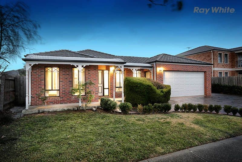 14 Dunfermline Way, Point Cook VIC 3030, Point Cook - Thumbnail 2