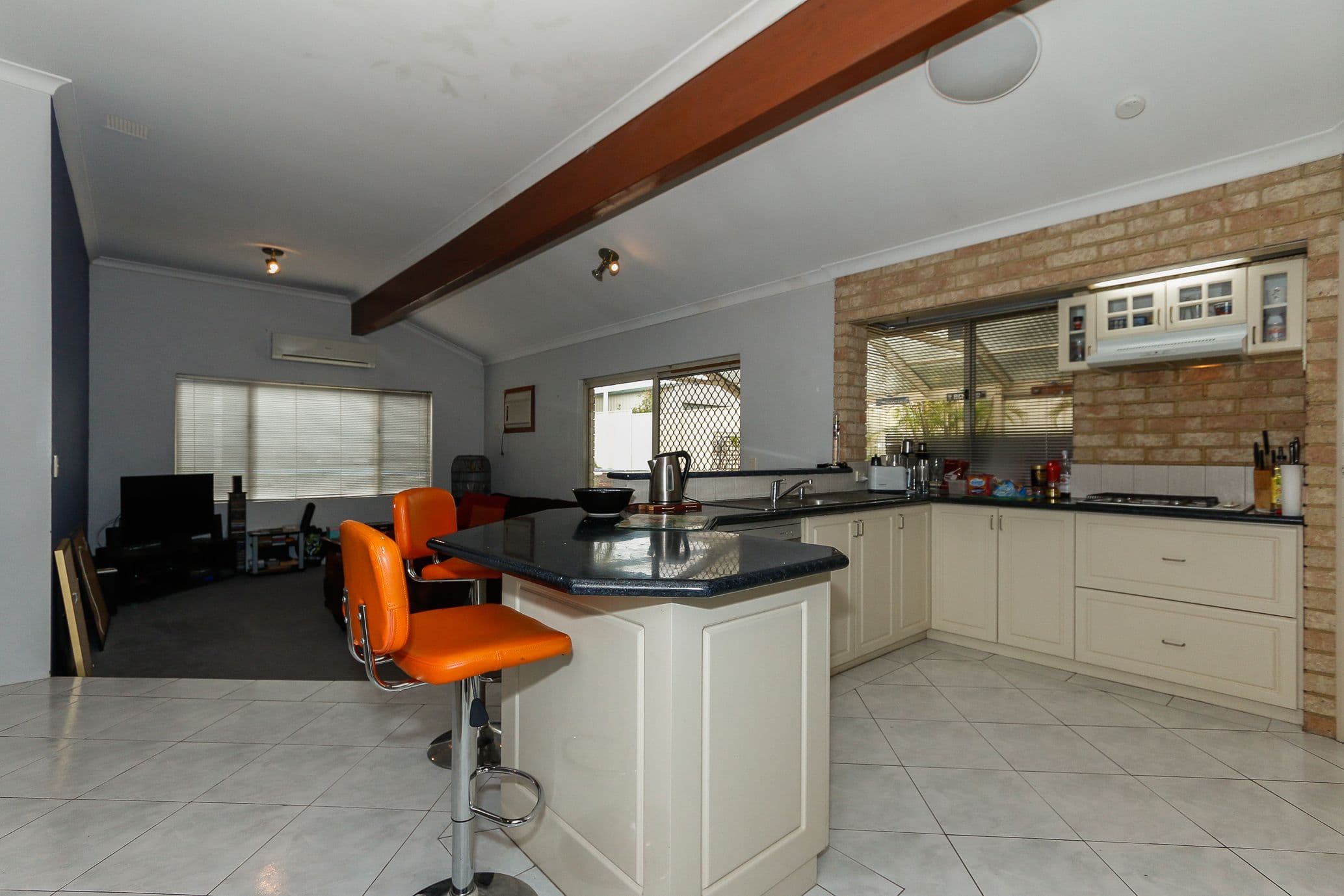 29 Kiandra Parade, Ballajura WA 6066, Ballajura - Thumbnail 4