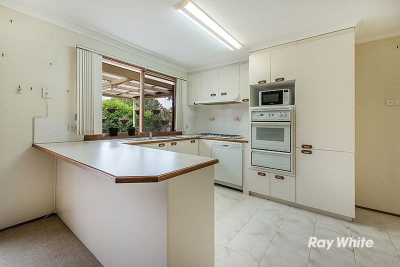 10 Conferta Court, Cranbourne West VIC 3977, Cranbourne West - Thumbnail 5