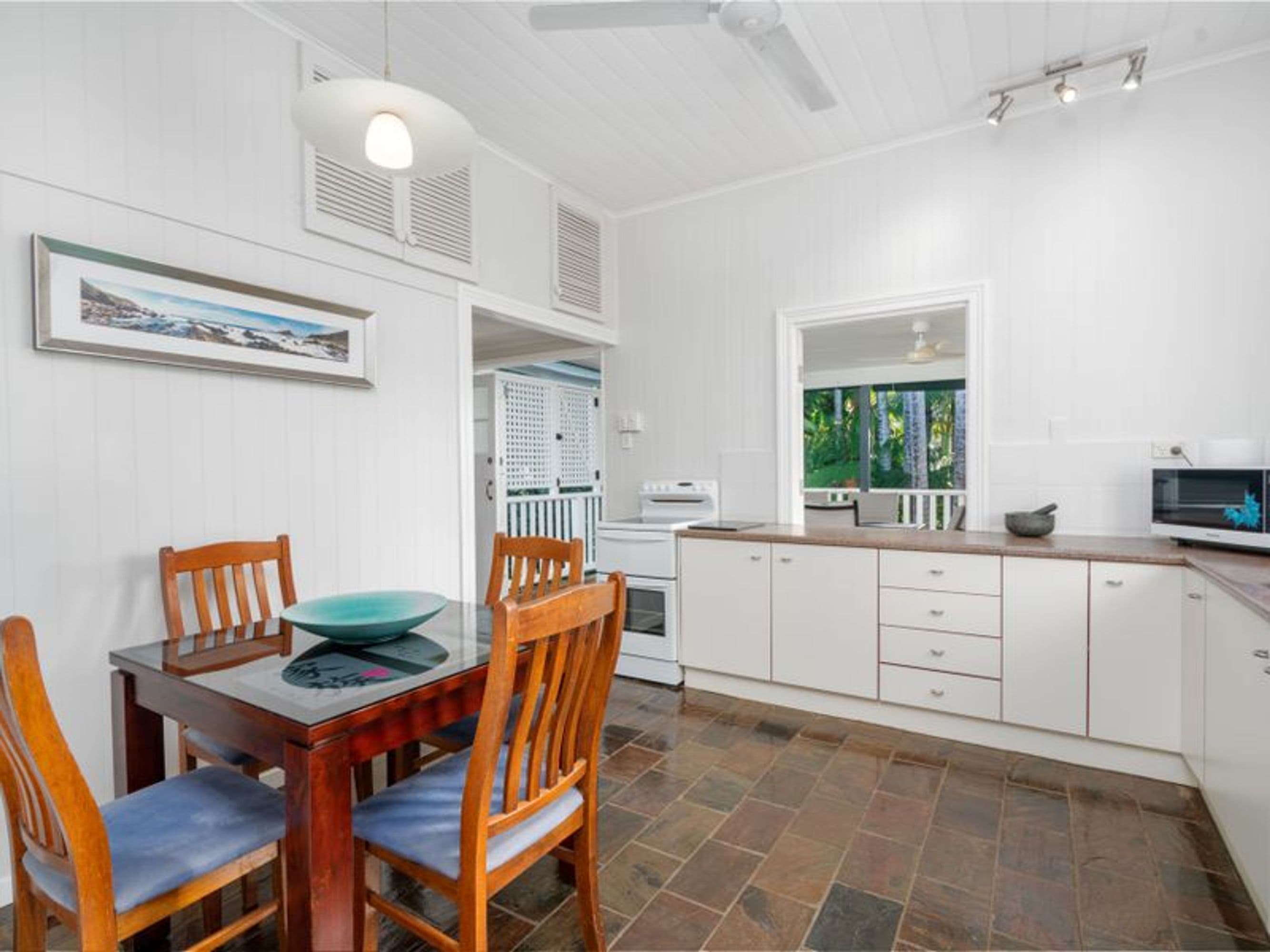 321 McLeod Street, Cairns North, QLD 4870, Cairns North - Thumbnail 6