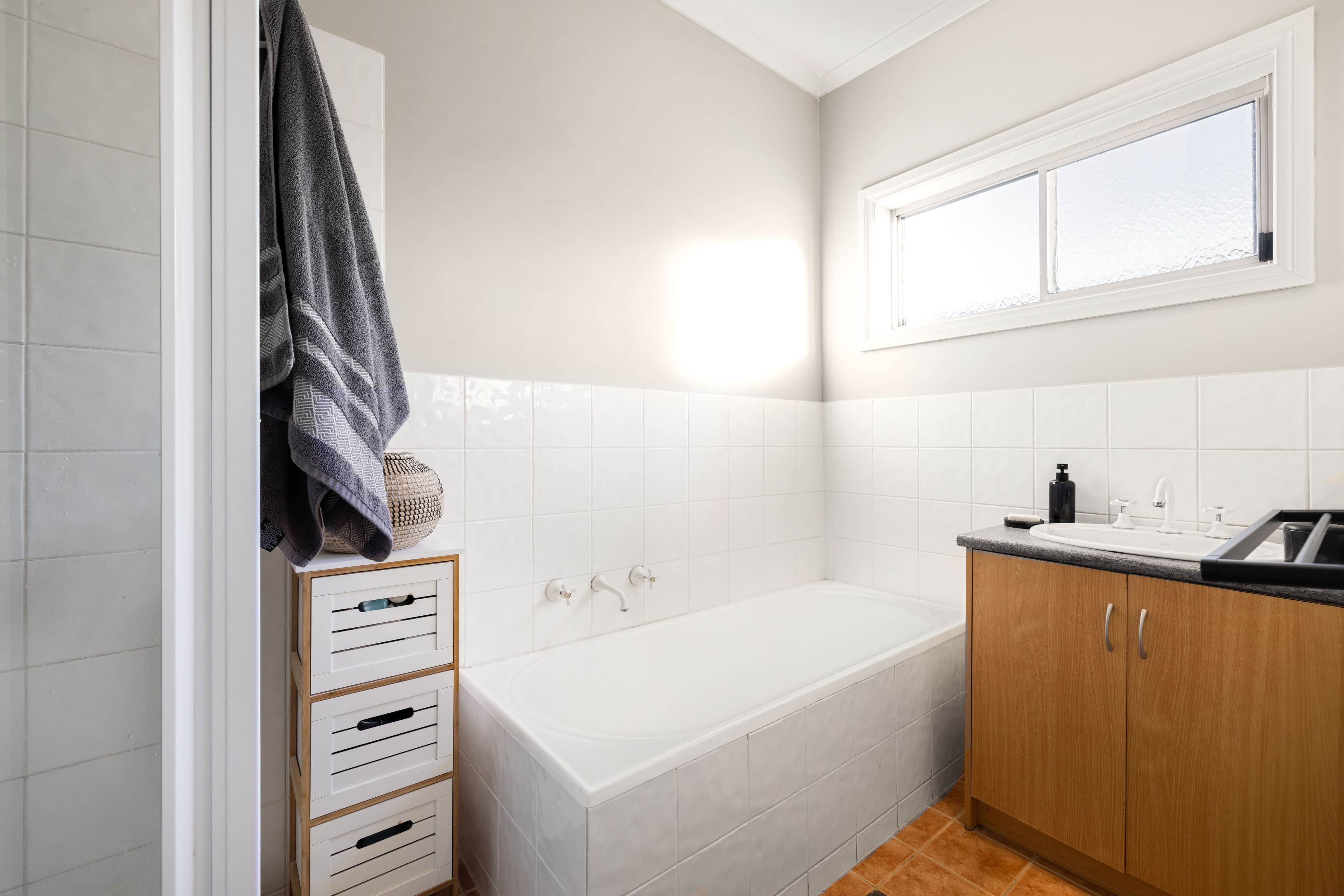 4 Almurta Avenue, Coolaroo VIC 3048, Coolaroo - Thumbnail 6