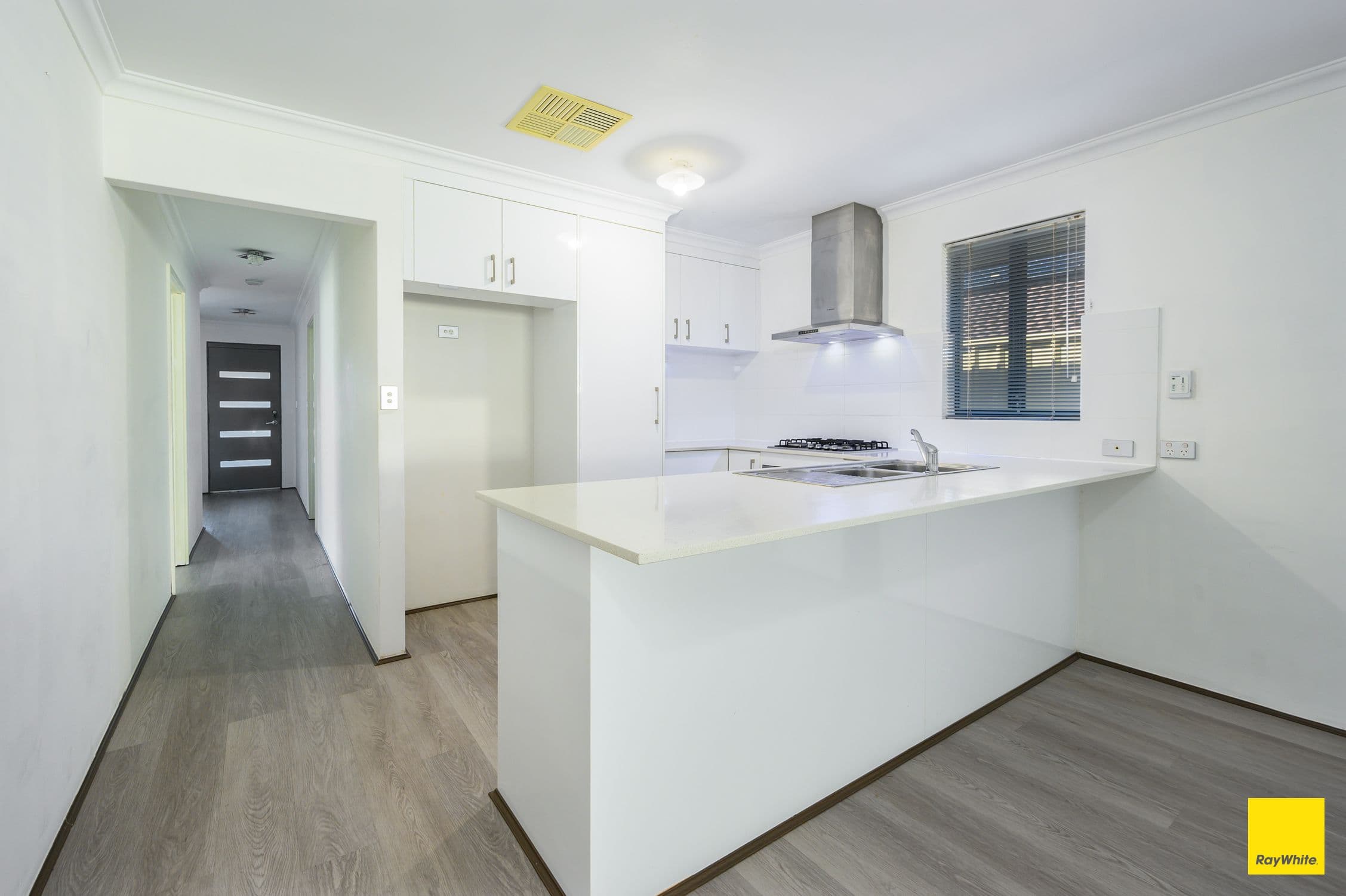 118 Lake Valley Drive, Lakelands WA 6180, Lakelands - Thumbnail 5