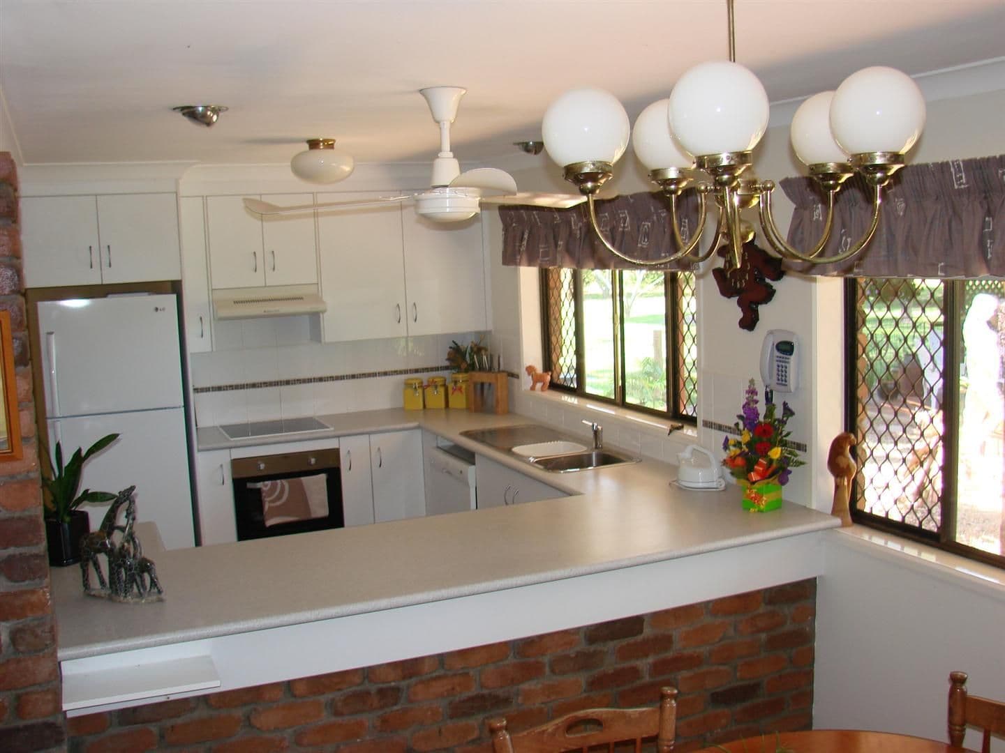 121 Victoria Street, GRACEMERE QLD 4702, Gracemere - Thumbnail 3
