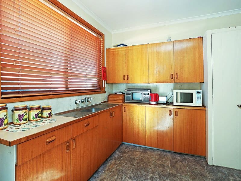 46 Yooringa Avenue, NORLANE VIC 3214, Norlane - Thumbnail 3