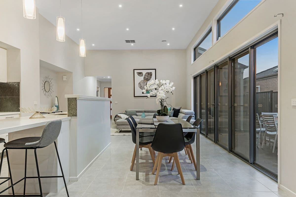 17 Black Wattle Road, Craigieburn VIC 3064, Craigieburn - Thumbnail 6