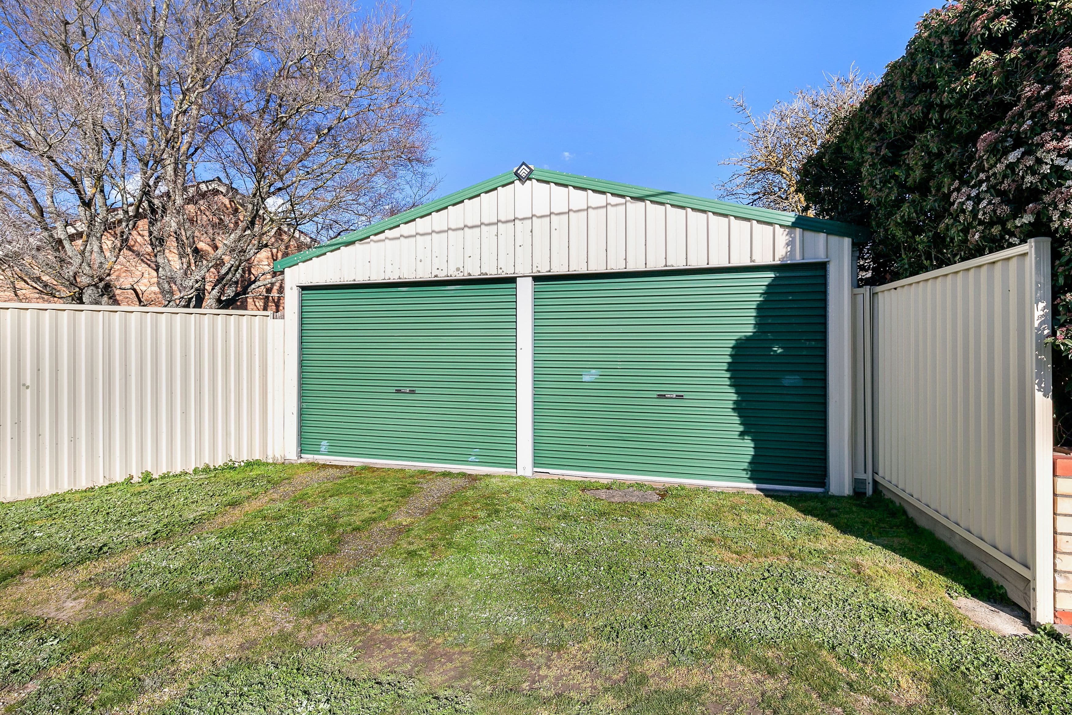 29 Waller Avenue, Newington VIC 3350, Newington - Thumbnail 3